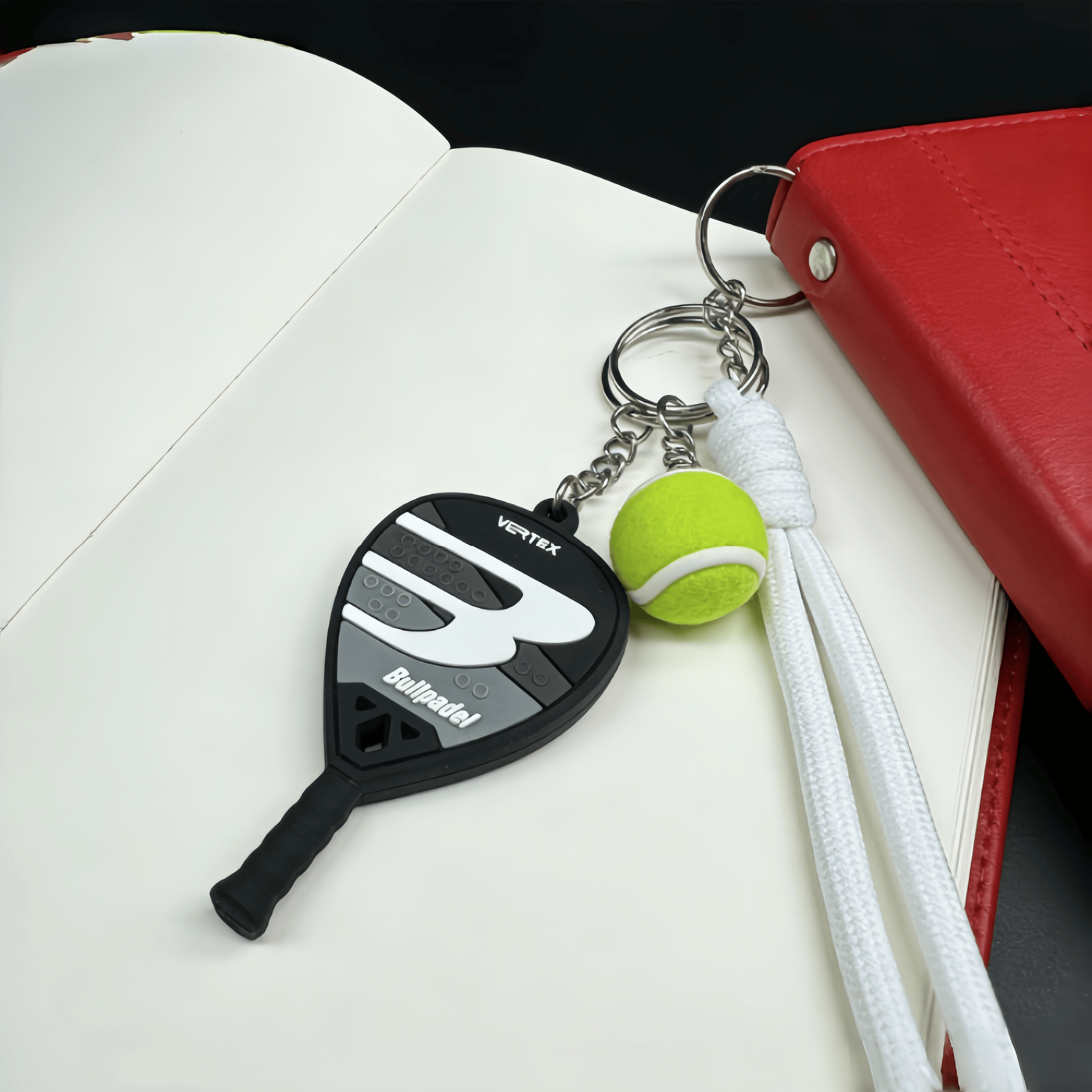 Mini Tennis Racket Keychain, D - Car Accessories You Must Have avis et prix